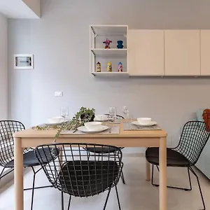Champagne Loft Appartamento Milano